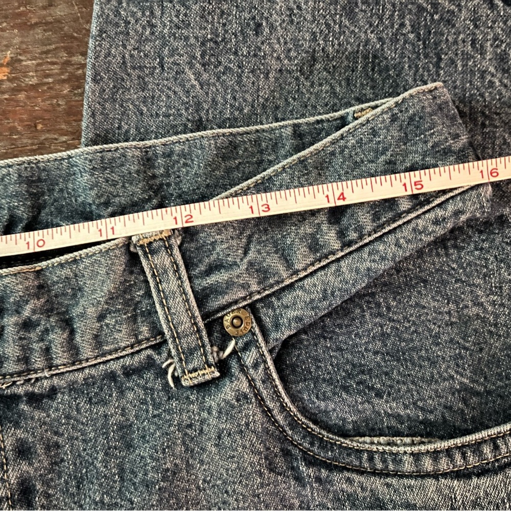 Vintage Eddie Bauer denim capris - Picture 6 of 6